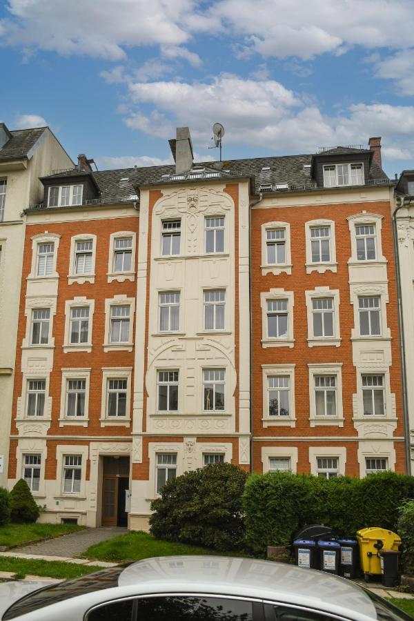 Moderne Uni-Apartment: Zentral mit Netflix, WLAN und Vollausstattung Chemnitz Exterior photo